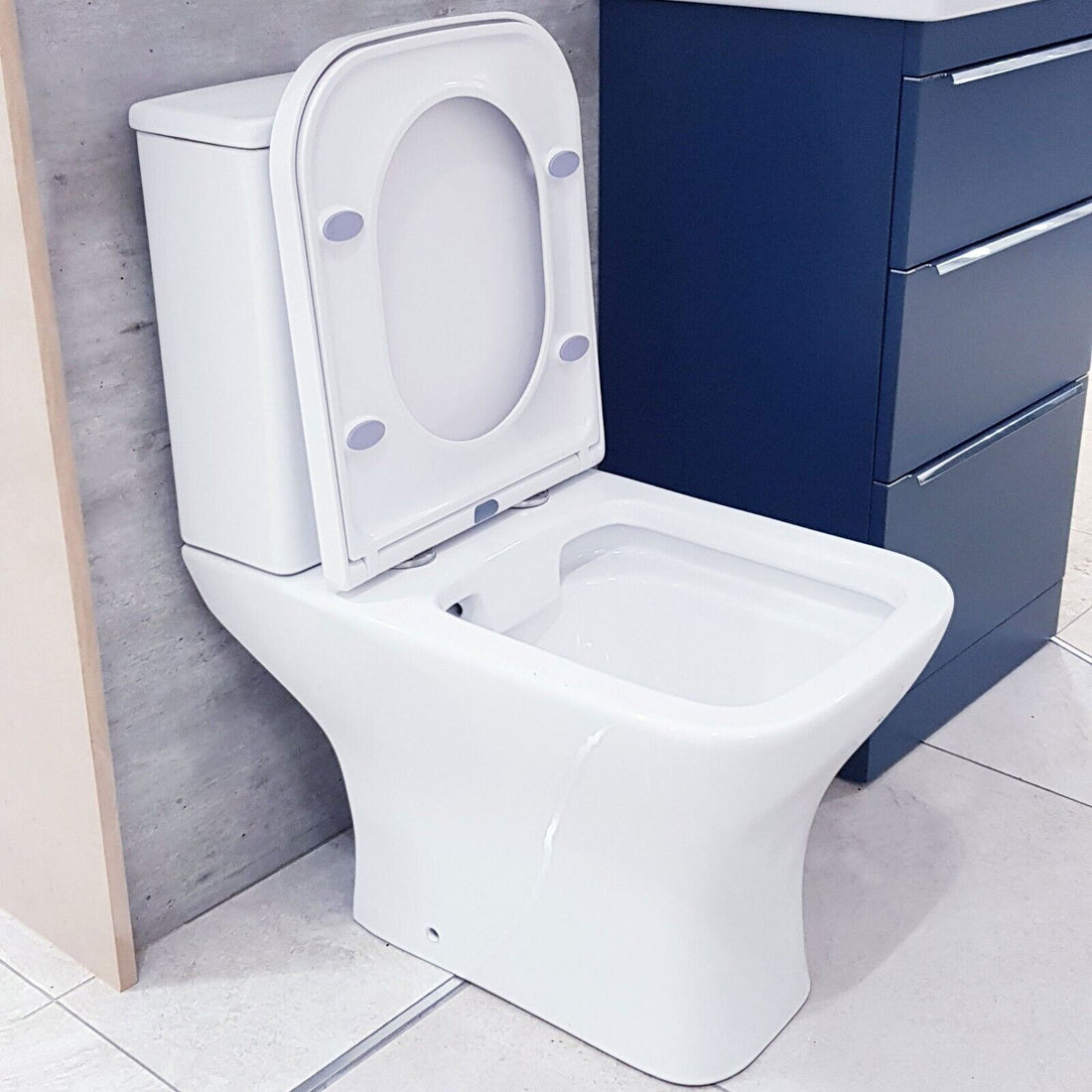 Modern Bathroom Rimless Close Coupled Toilet & Soft Close Seat White Square Pan